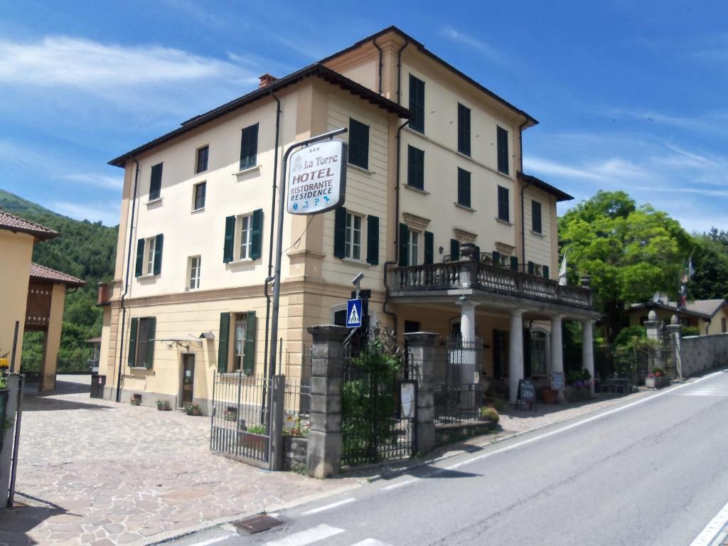 Hotel La Torre Castiglione d'Intelvi Exterior photo